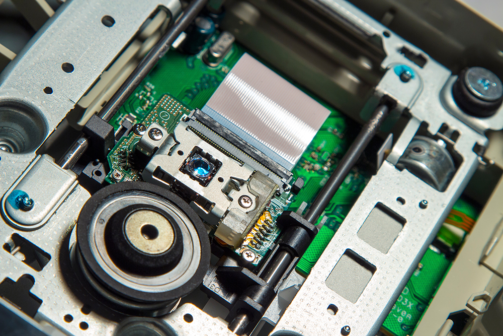 laser welding application in Electronics and Electrical Components